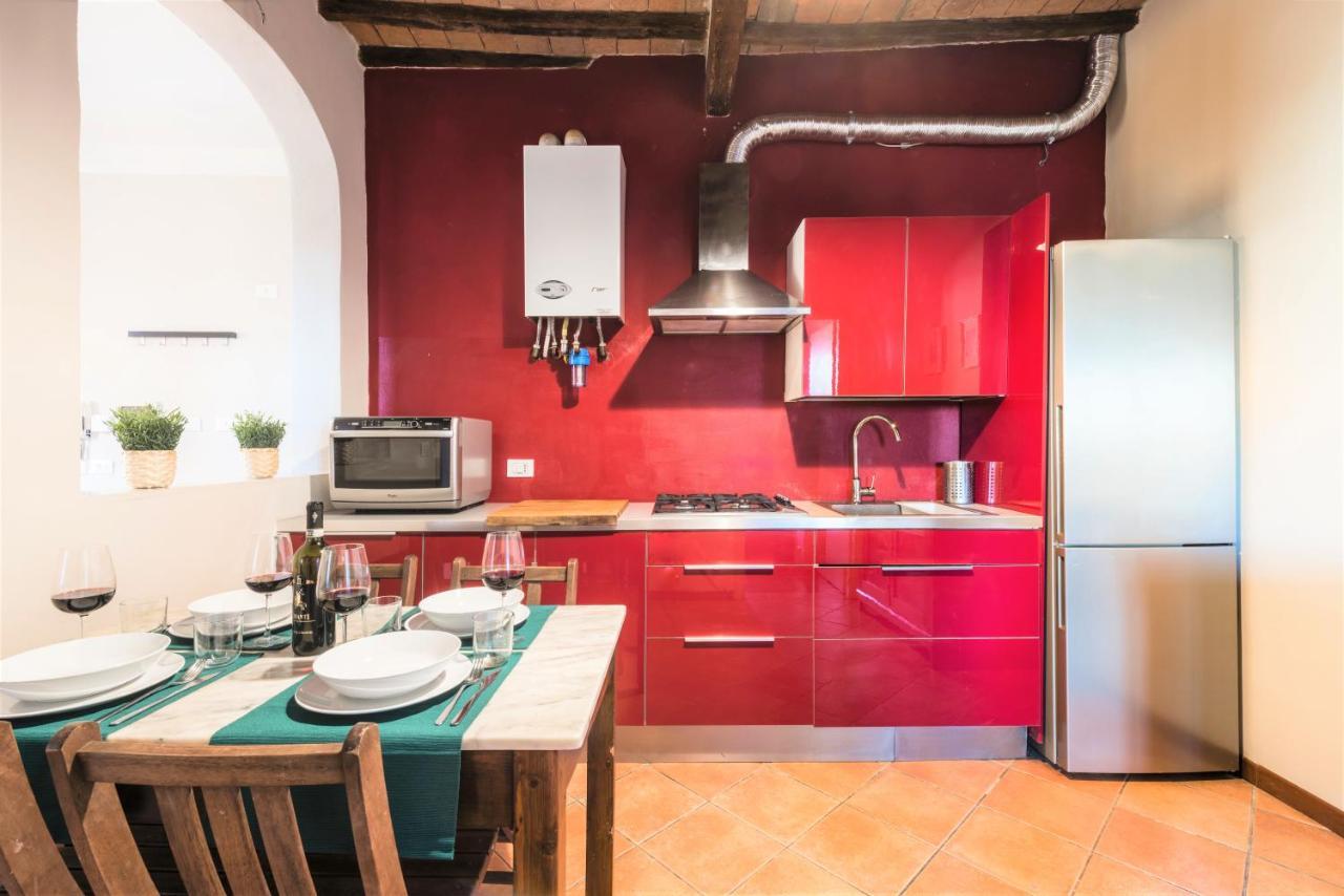 Hostly - La Pera Suite Apartment - 2 Bedrooms, Full Center 피사 외부 사진