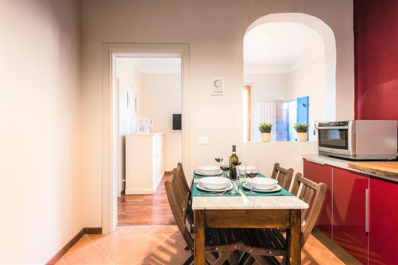 Hostly - La Pera Suite Apartment - 2 Bedrooms, Full Center 피사 외부 사진